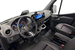 sininen Mercedes-Benz Sprinter 2026 kuva 3.