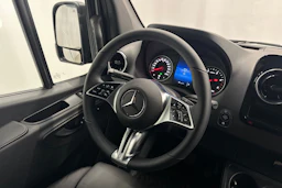 harmaa Mercedes-Benz Sprinter 2026 kuva 10.