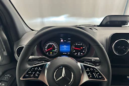 harmaa Mercedes-Benz Sprinter 2026 kuva 13.