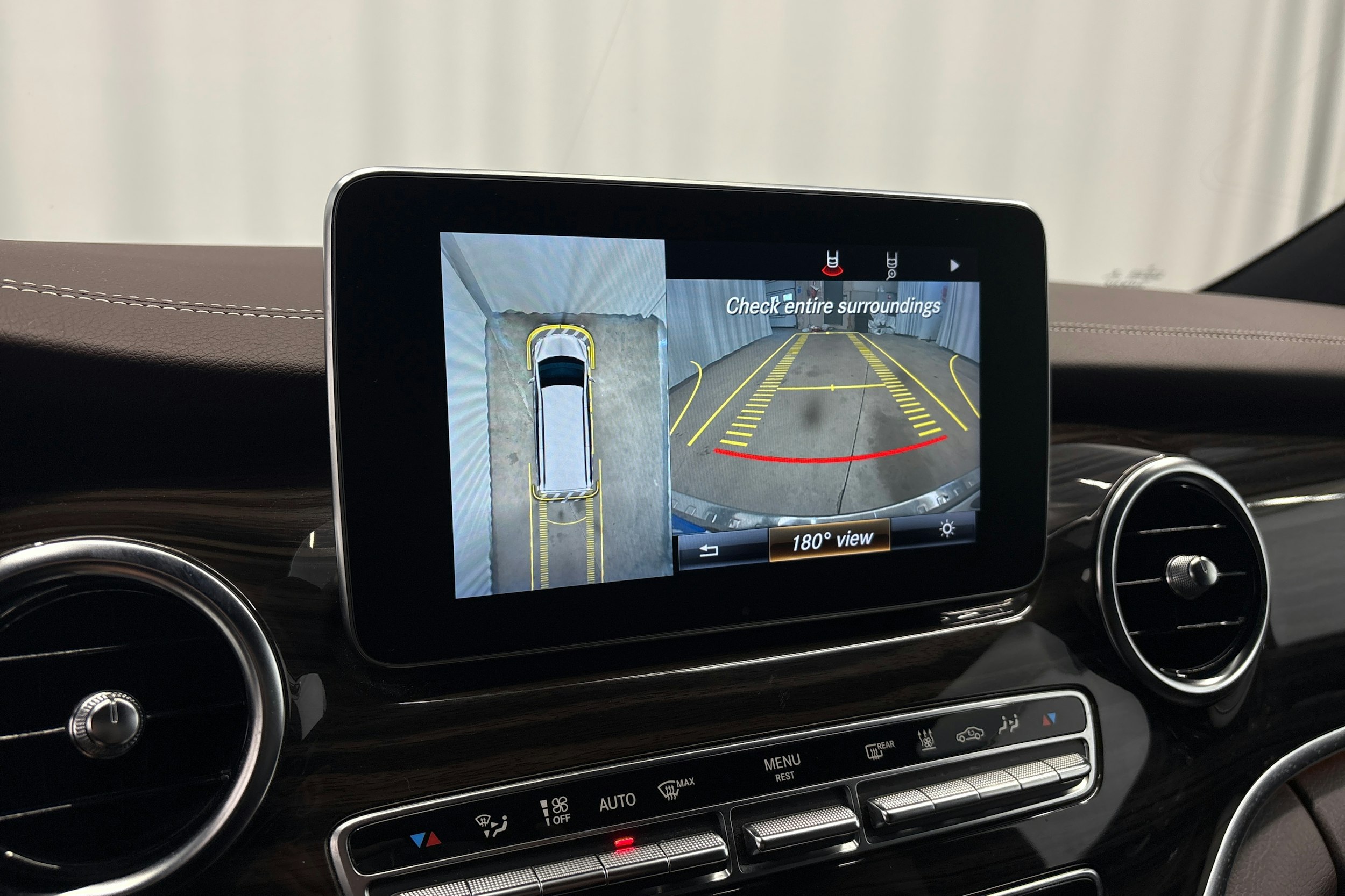 hopea Mercedes-Benz V 2014 kuva 18.