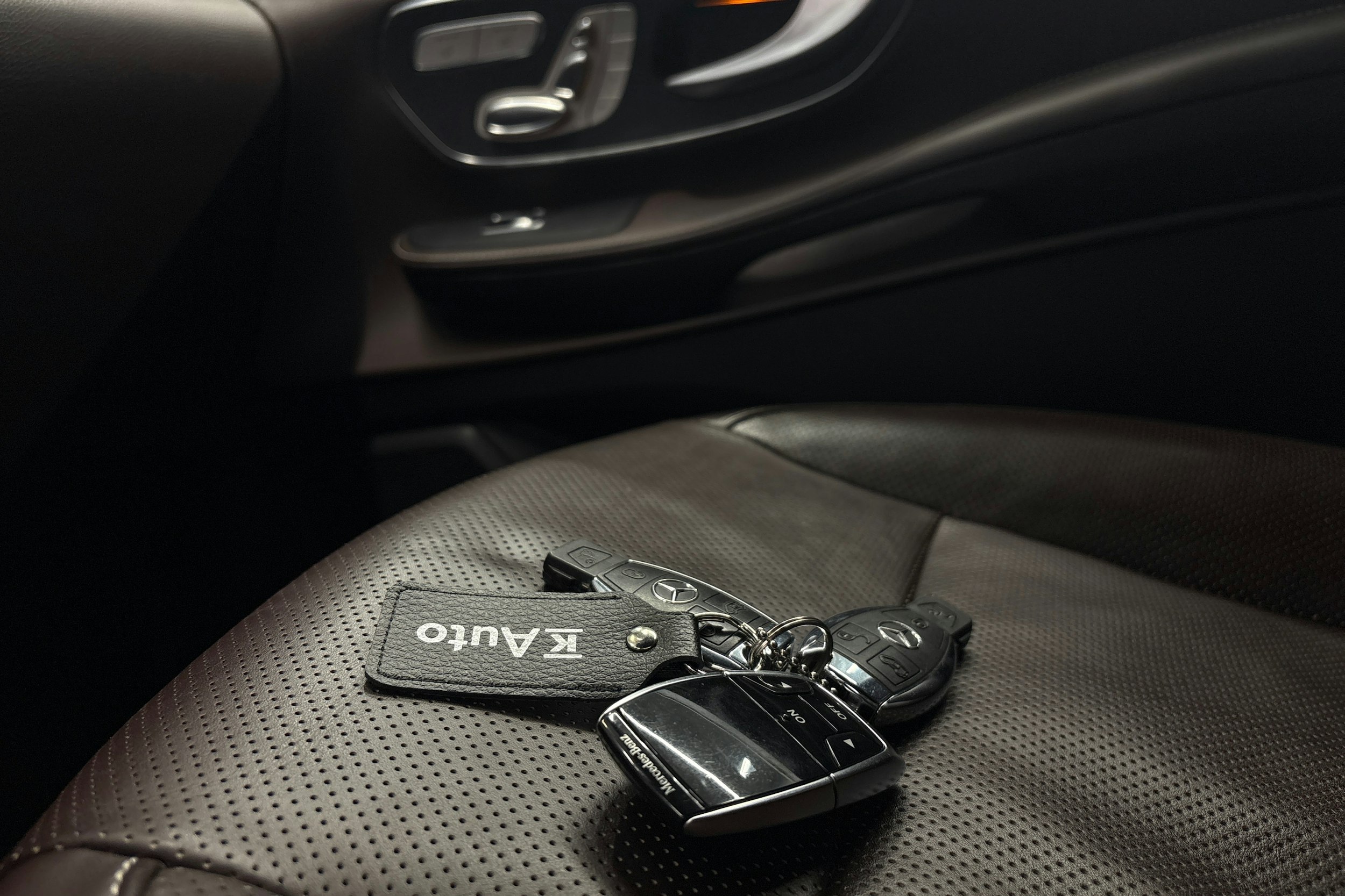 hopea Mercedes-Benz V 2014 kuva 21.