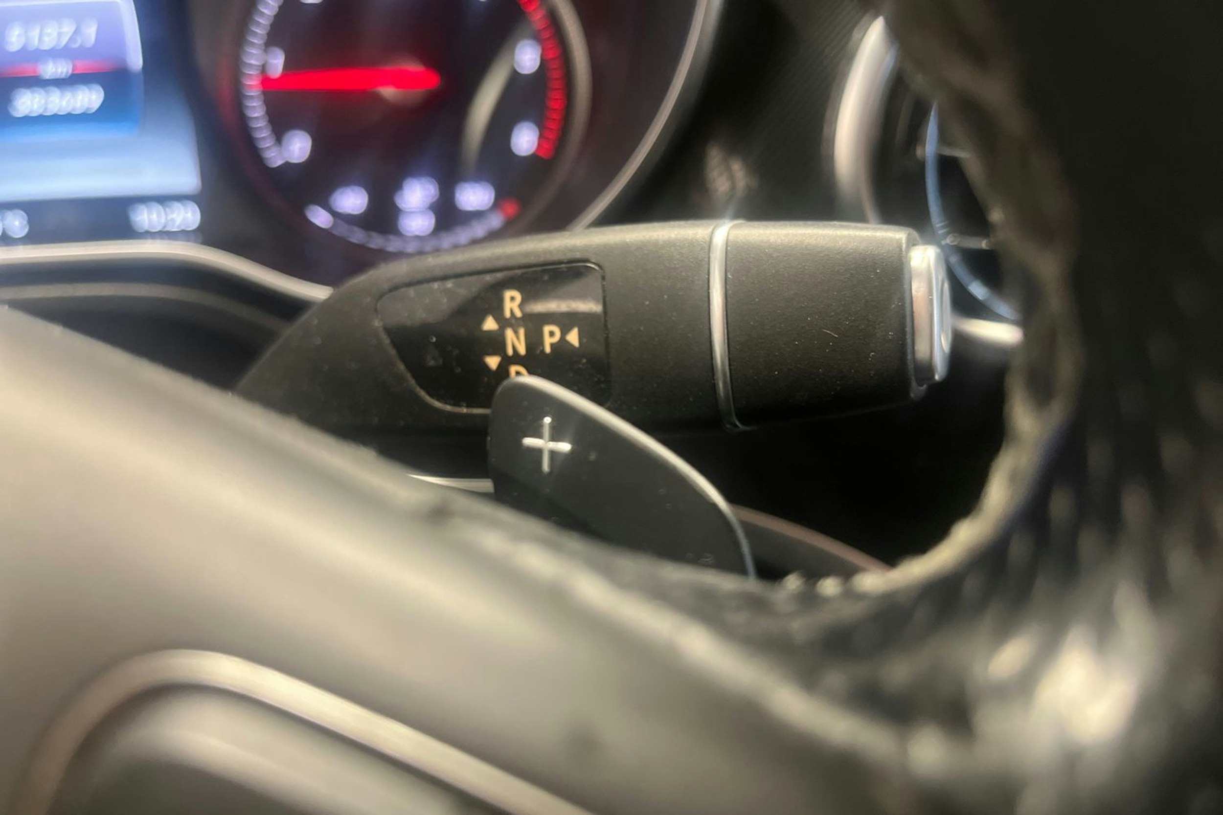 musta Mercedes-Benz V 2014 kuva 15.
