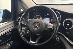 musta Mercedes-Benz V 2014 kuva 14.