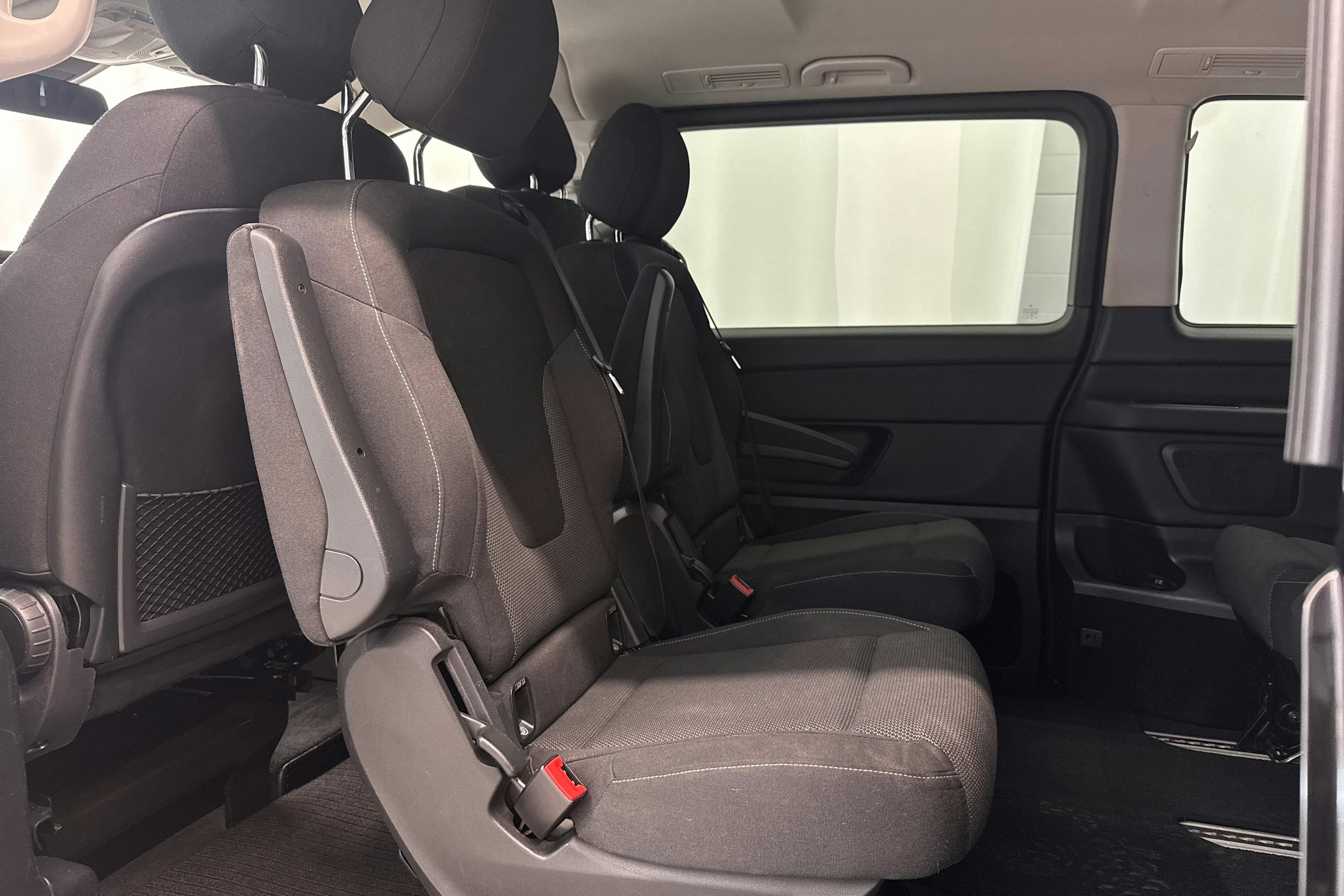 musta Mercedes-Benz V 2014 kuva 26.