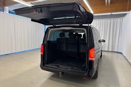 musta Mercedes-Benz V 2015 kuva 24.