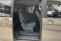 harmaa Mercedes-Benz V 2015 kuva 13.