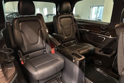 Valkoinen Mercedes-Benz V 2015 kuva 13.