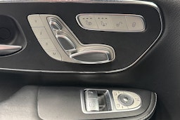 Valkoinen Mercedes-Benz V 2015 kuva 23.