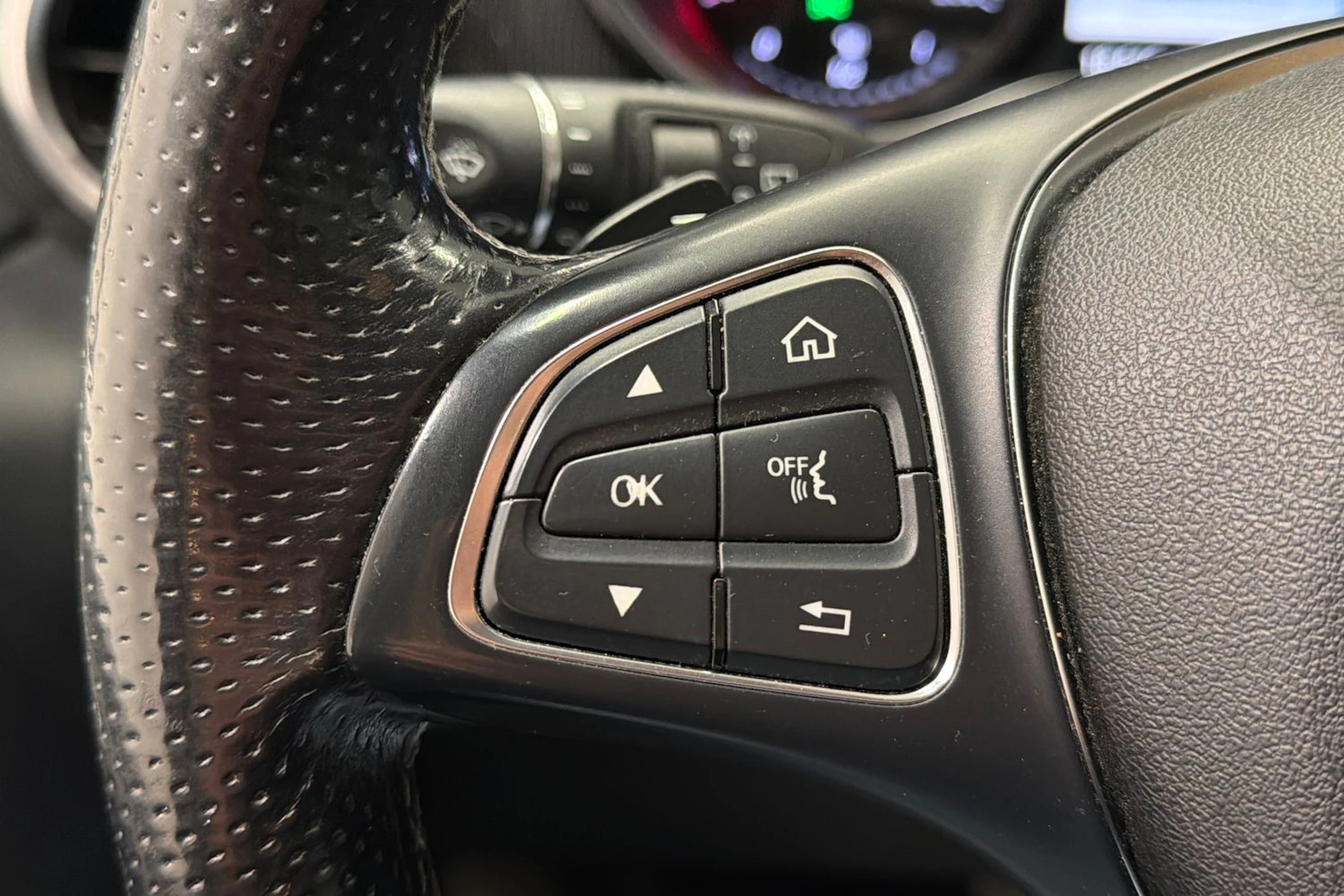 valkoinen Mercedes-Benz V 2015 kuva 16.