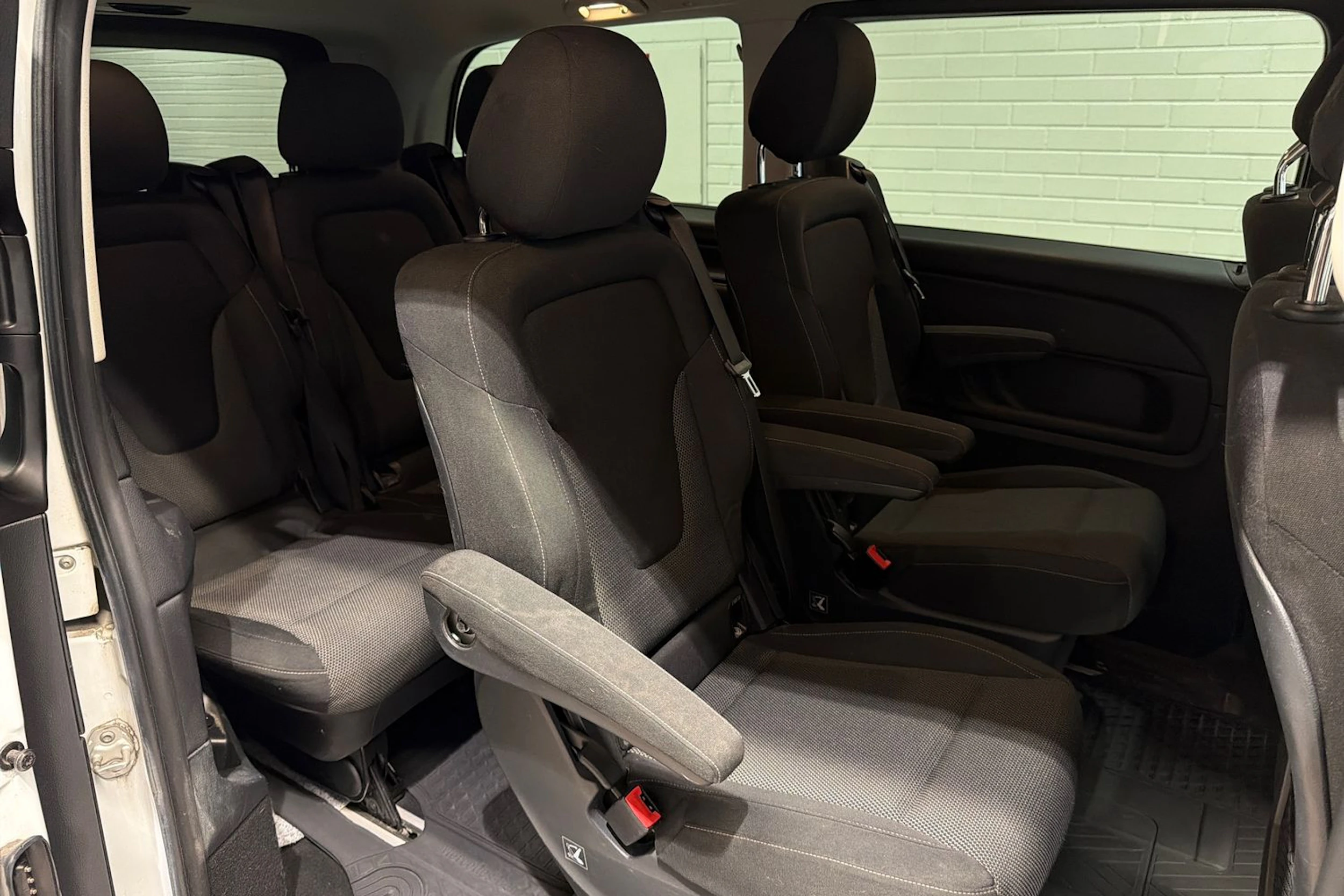 valkoinen Mercedes-Benz V 2015 kuva 24.