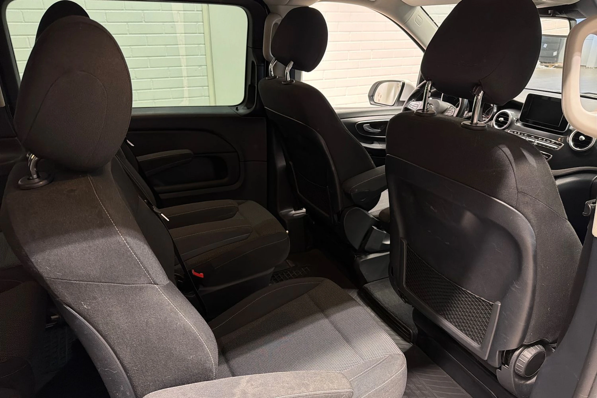 valkoinen Mercedes-Benz V 2015 kuva 25.