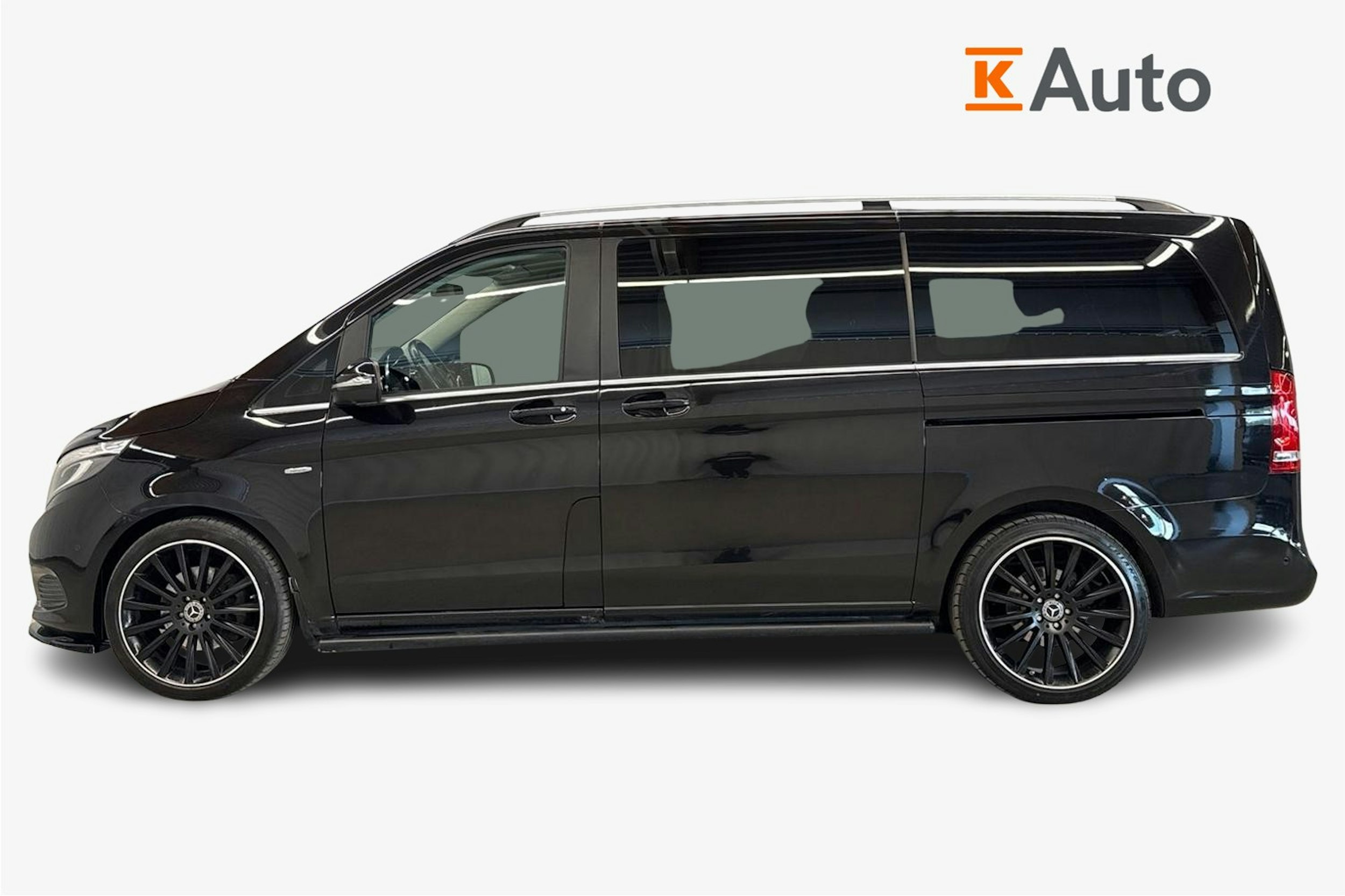 musta Mercedes-Benz V 2015 kuva 6.