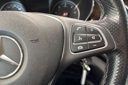 musta Mercedes-Benz V 2015 kuva 18.