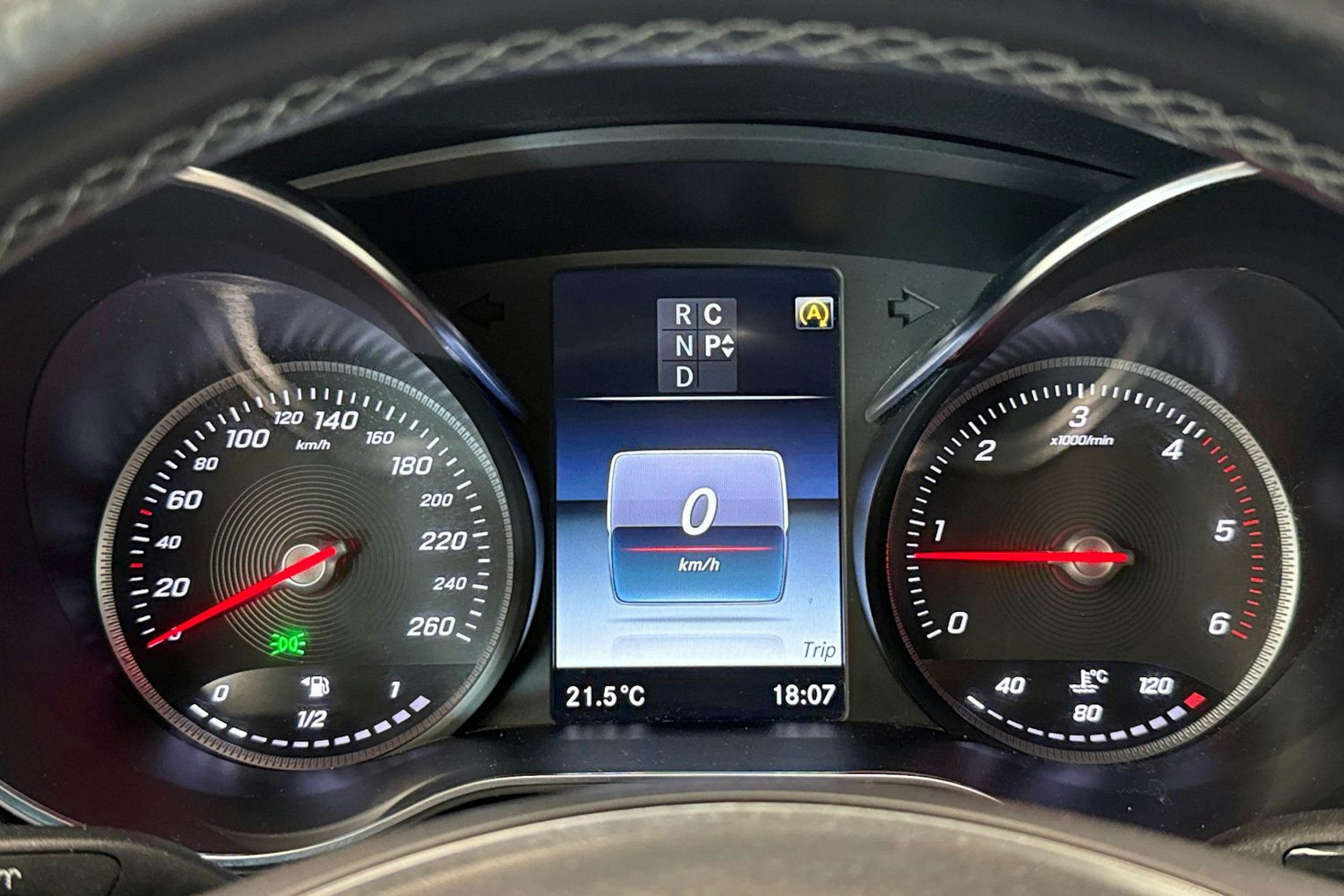 musta Mercedes-Benz V 2015 kuva 19.