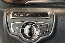 musta Mercedes-Benz V 2015 kuva 20.