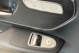 musta Mercedes-Benz V 2015 kuva 21.