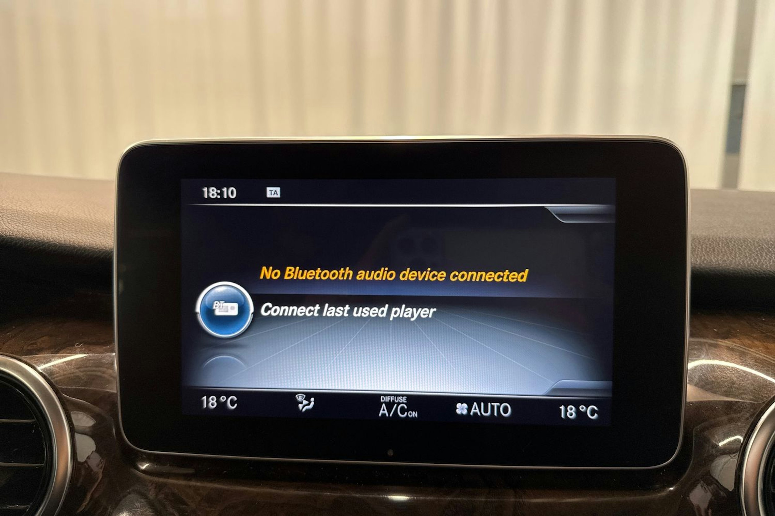 musta Mercedes-Benz V 2015 kuva 24.