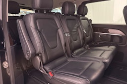 musta Mercedes-Benz V 2015 kuva 28.