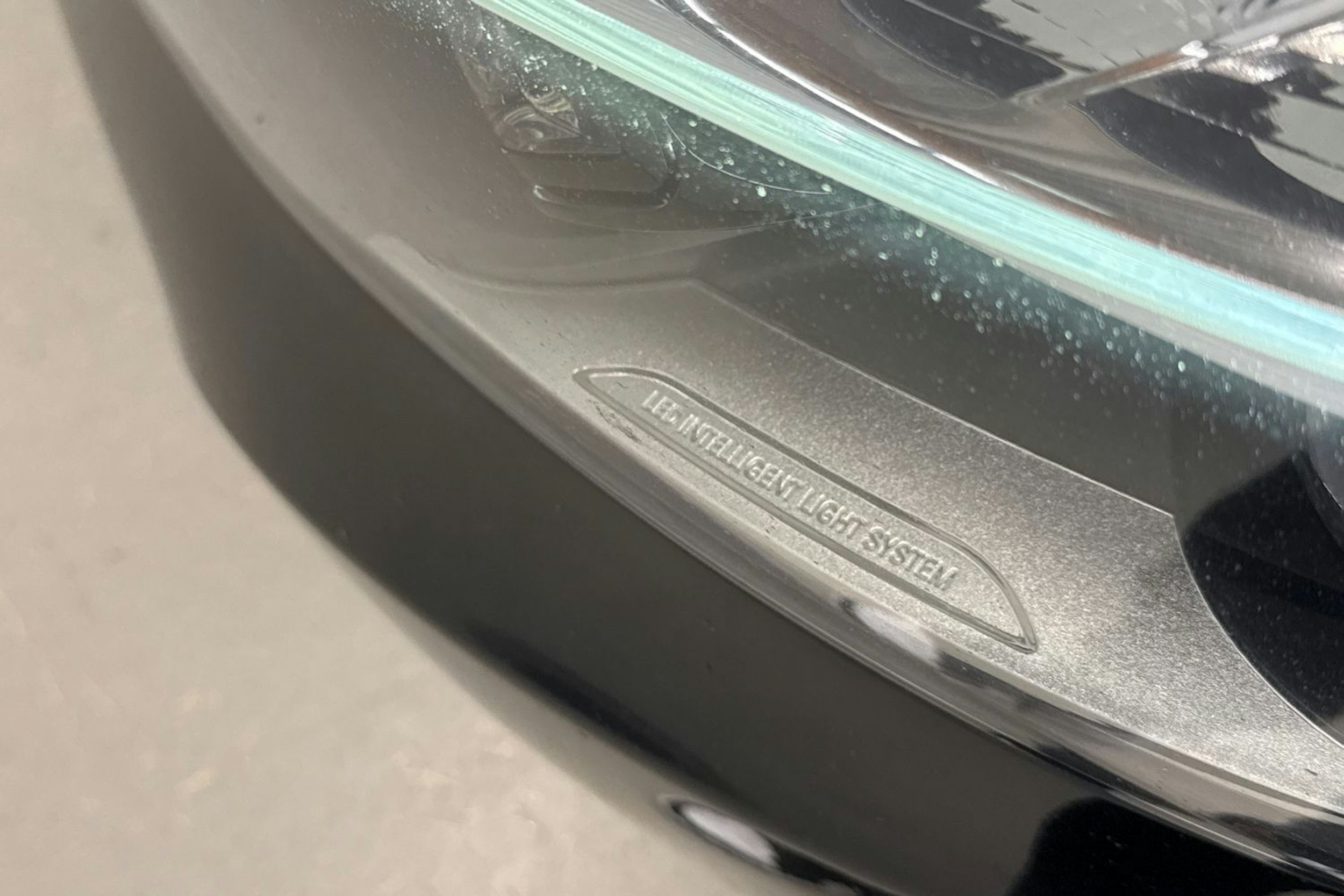 musta Mercedes-Benz V 2015 kuva 33.