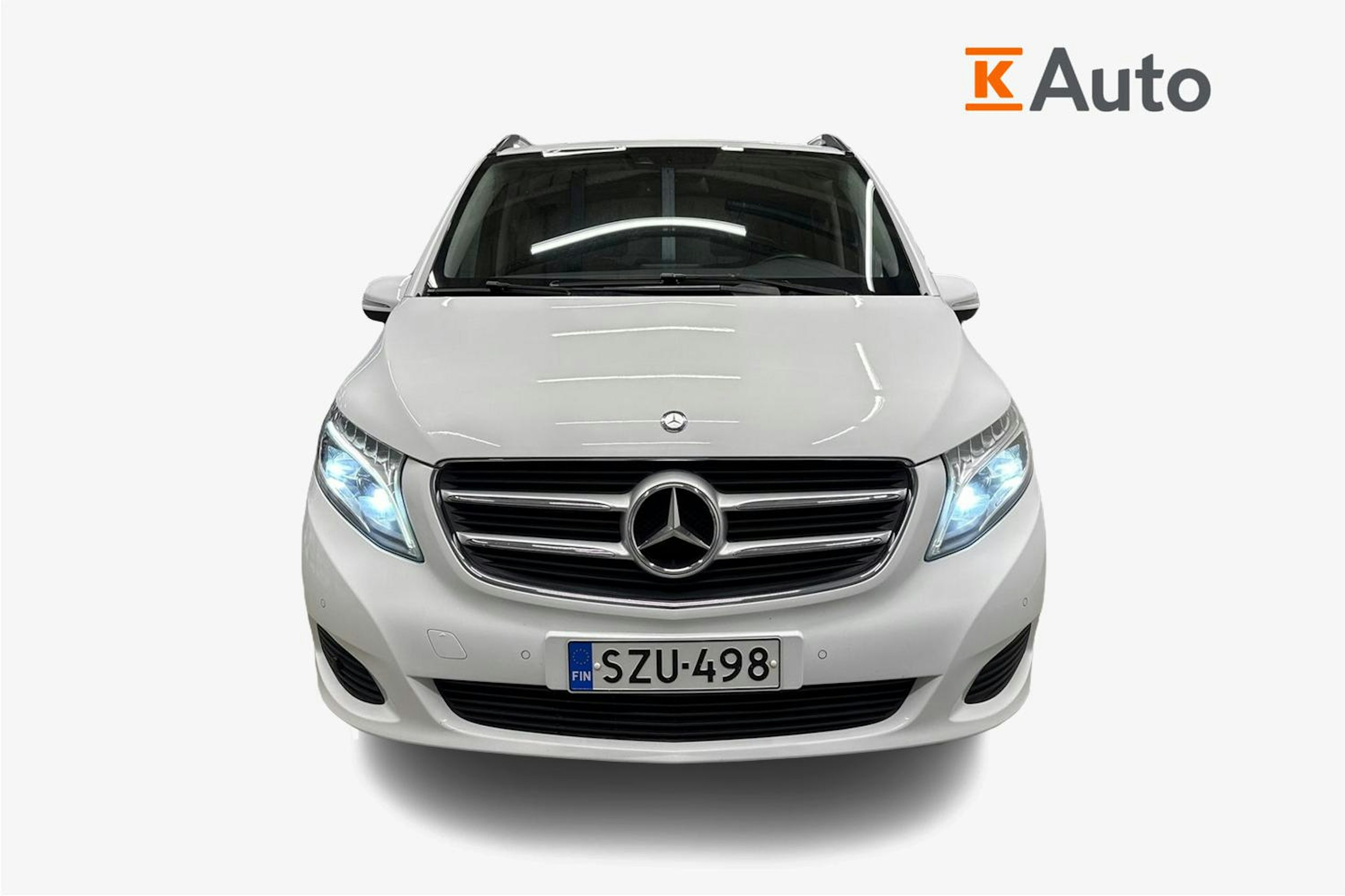 Valkoinen Mercedes-Benz V 2015 kuva 5.