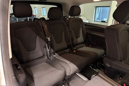 Valkoinen Mercedes-Benz V 2015 kuva 17.