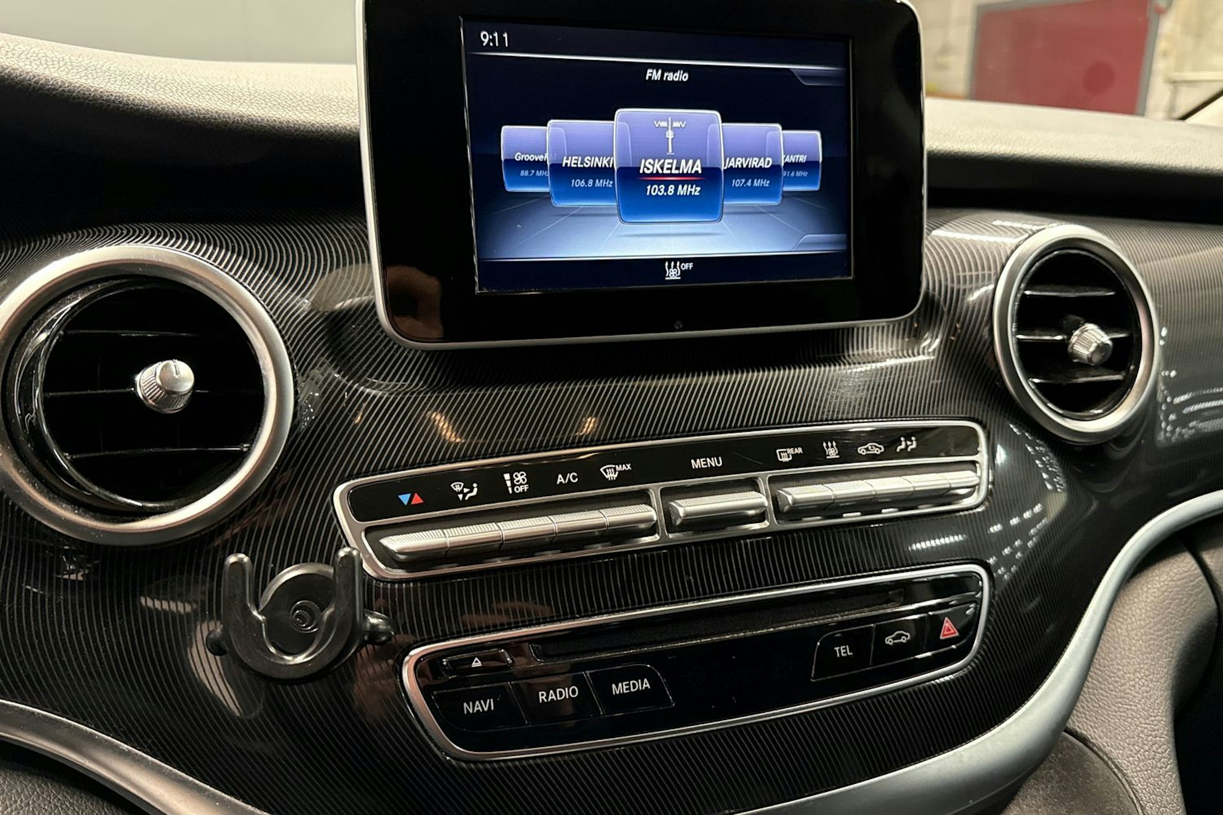 Valkoinen Mercedes-Benz V 2015 kuva 26.