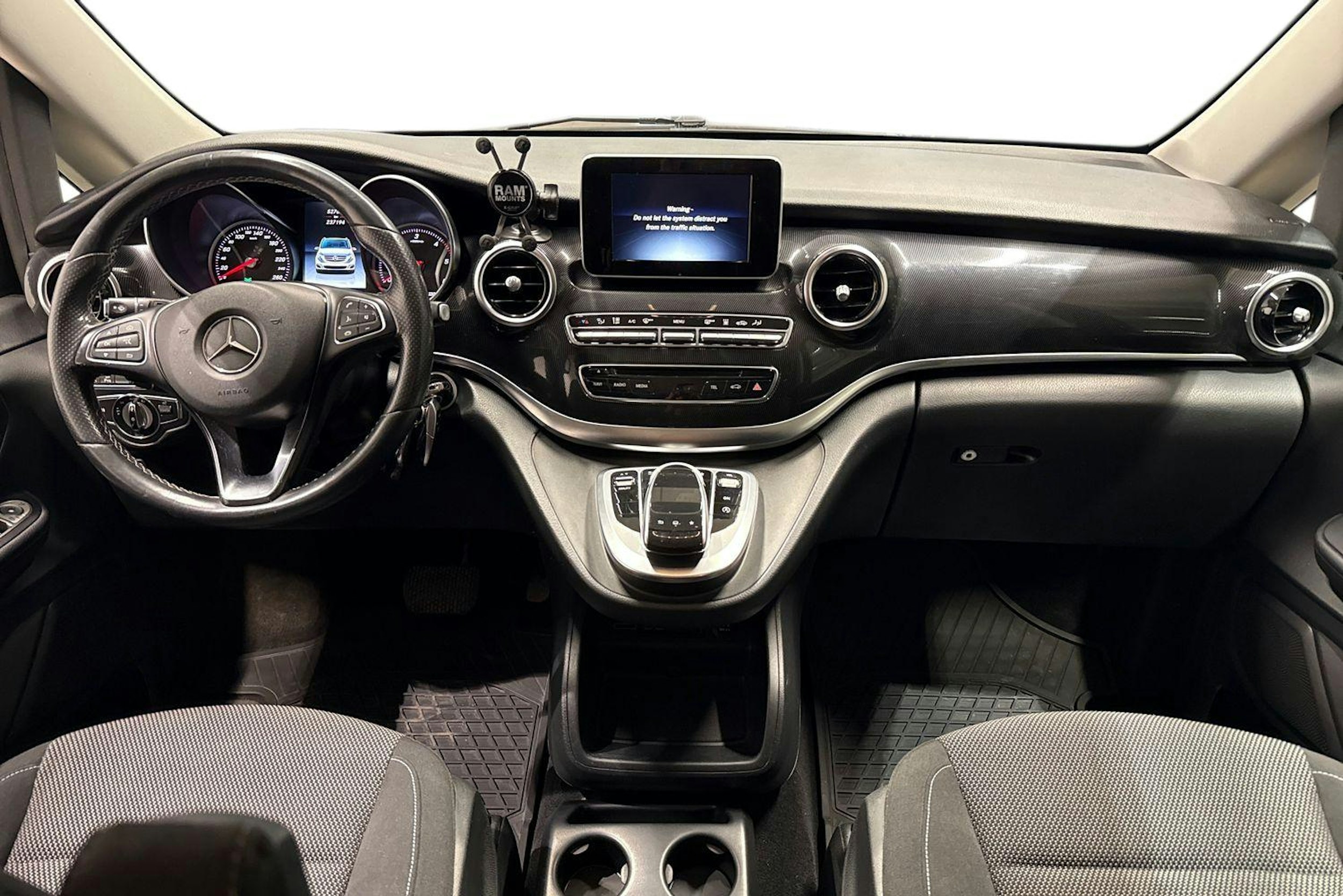 sininen Mercedes-Benz V 2015 kuva 9.