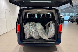 sininen Mercedes-Benz V 2015 kuva 16.