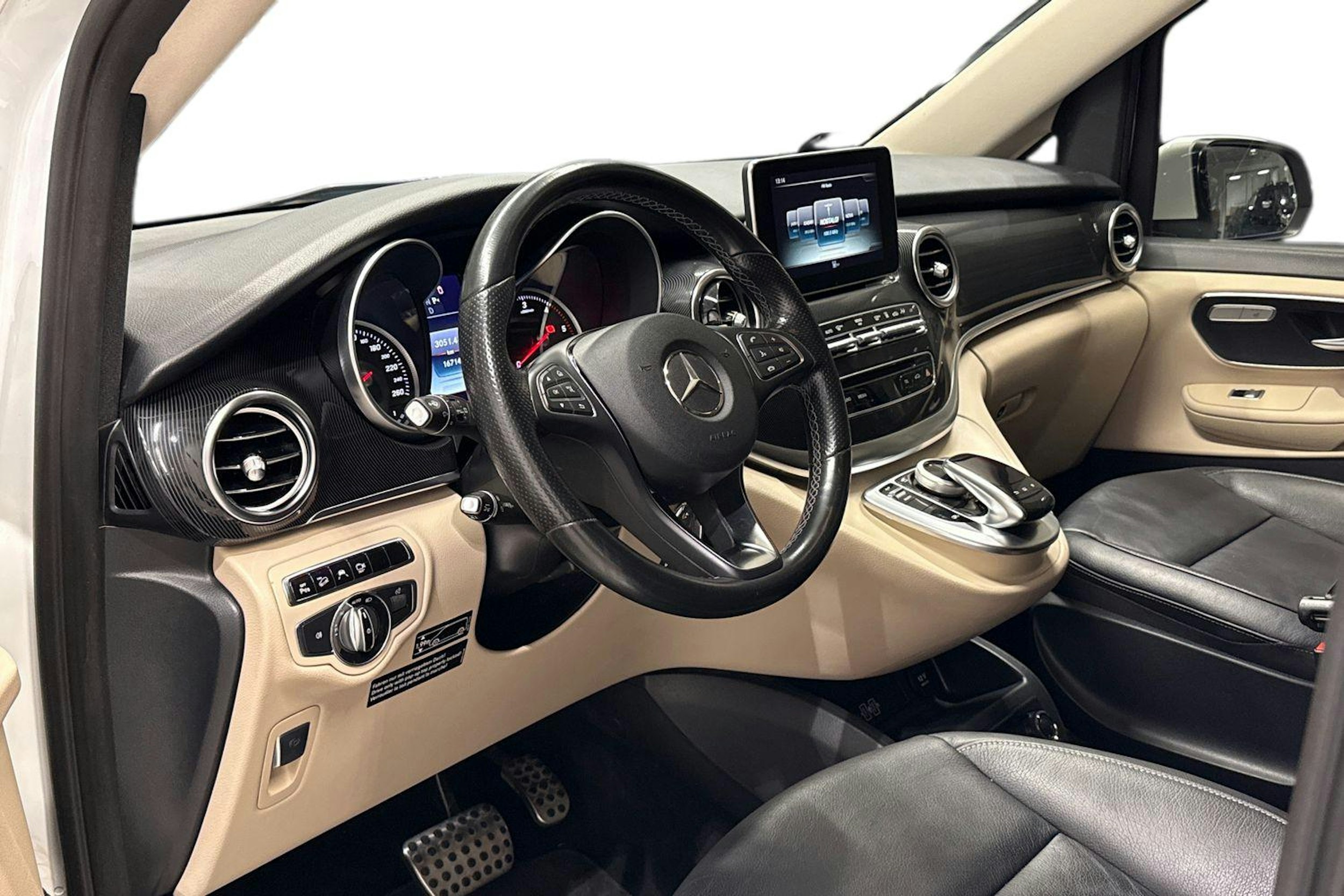 valkoinen Mercedes-Benz V 2016 kuva 7.