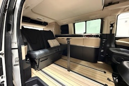 valkoinen Mercedes-Benz V 2016 kuva 18.