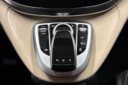 valkoinen Mercedes-Benz V 2016 kuva 23.