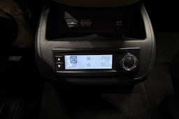 valkoinen Mercedes-Benz V 2016 kuva 26.