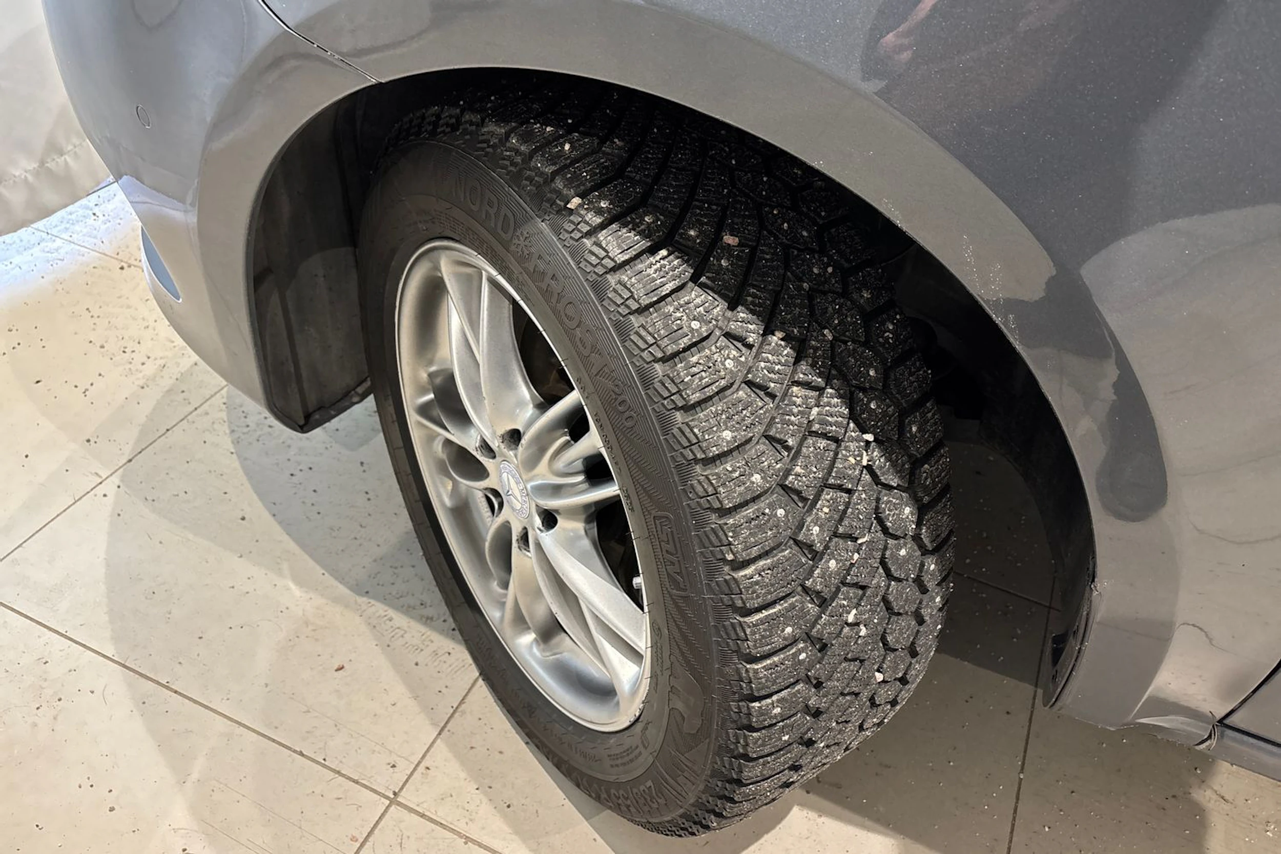 harmaa Mercedes-Benz V 2016 kuva 10.