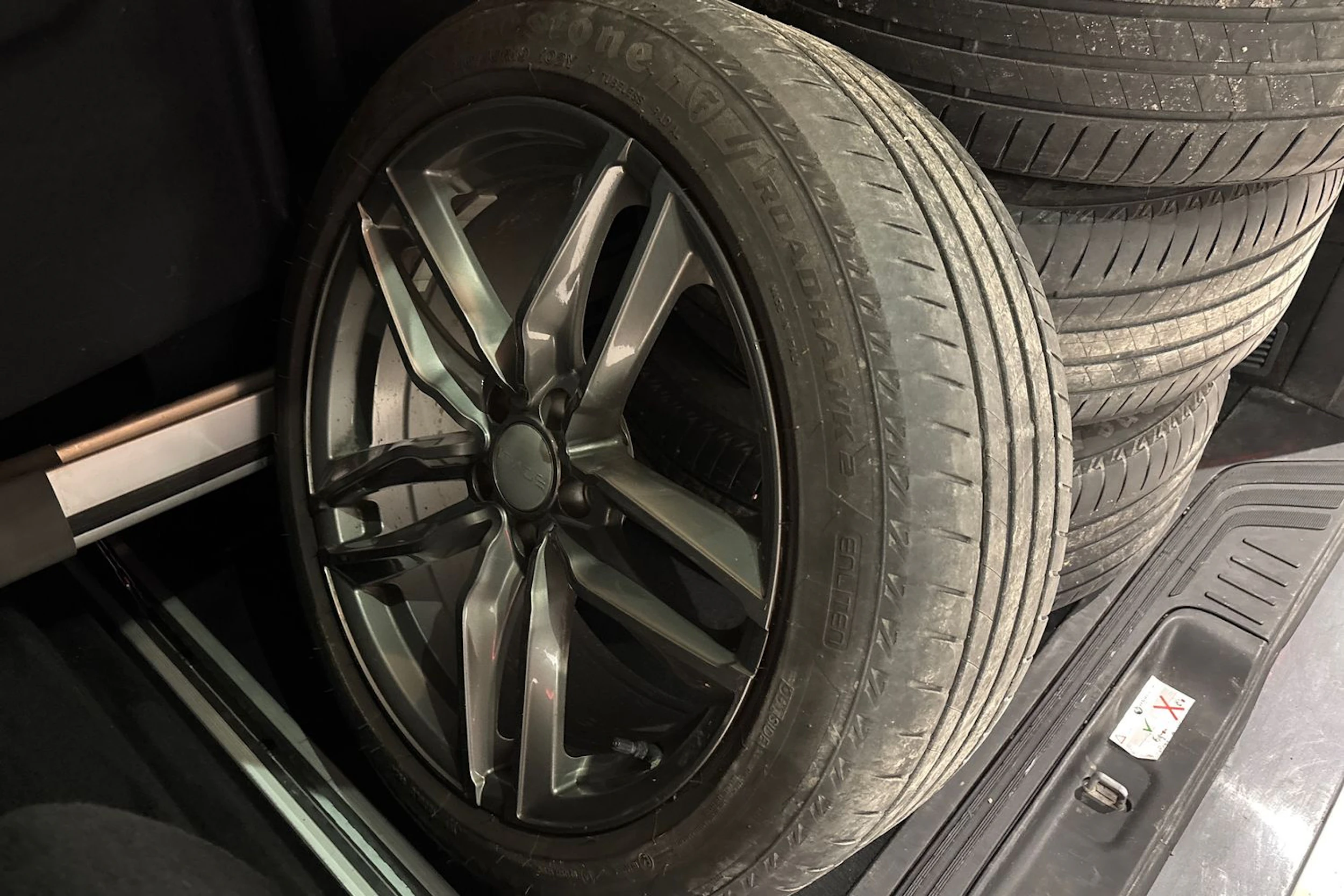 harmaa Mercedes-Benz V 2016 kuva 14.