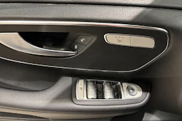 harmaa Mercedes-Benz V 2016 kuva 18.