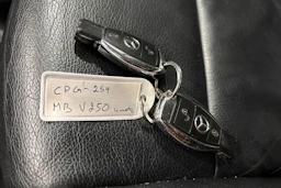 harmaa Mercedes-Benz V 2016 kuva 31.