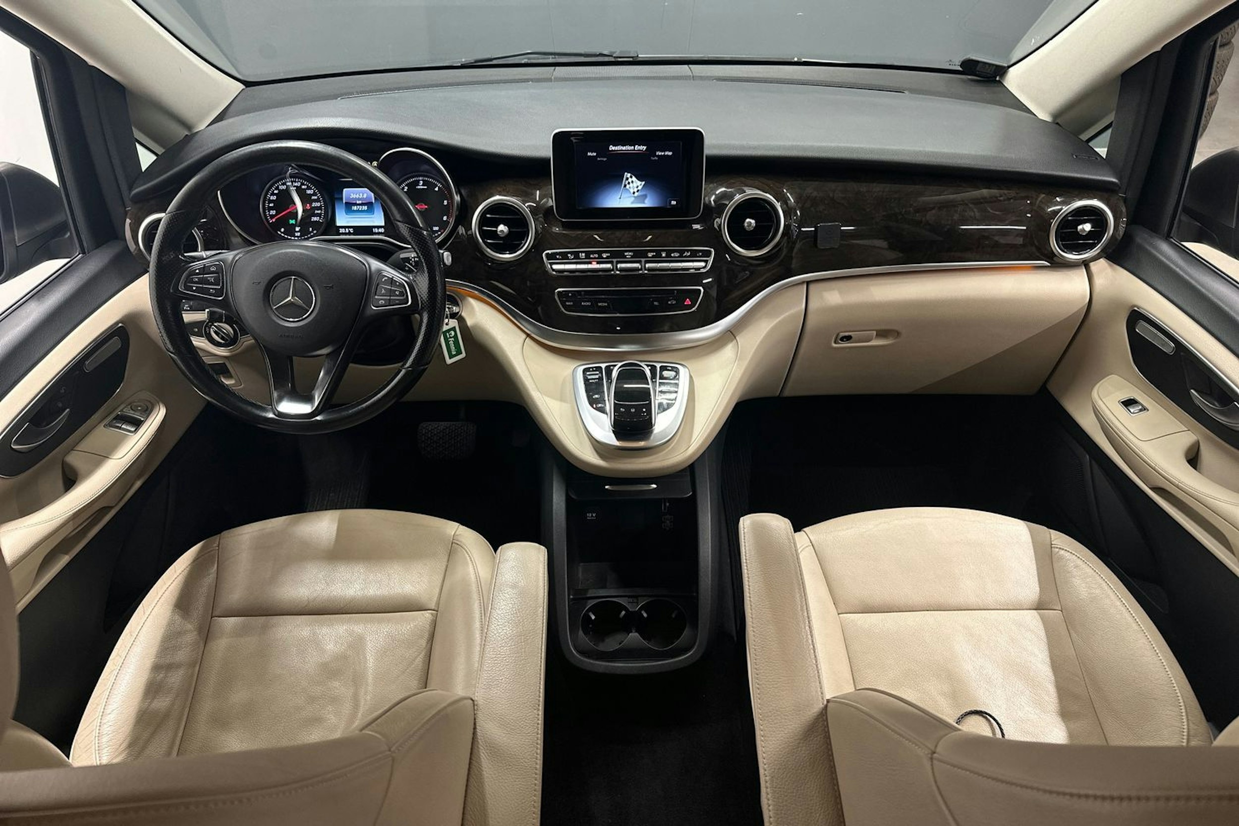 met. harmaa Mercedes-Benz V 2016 kuva 14.