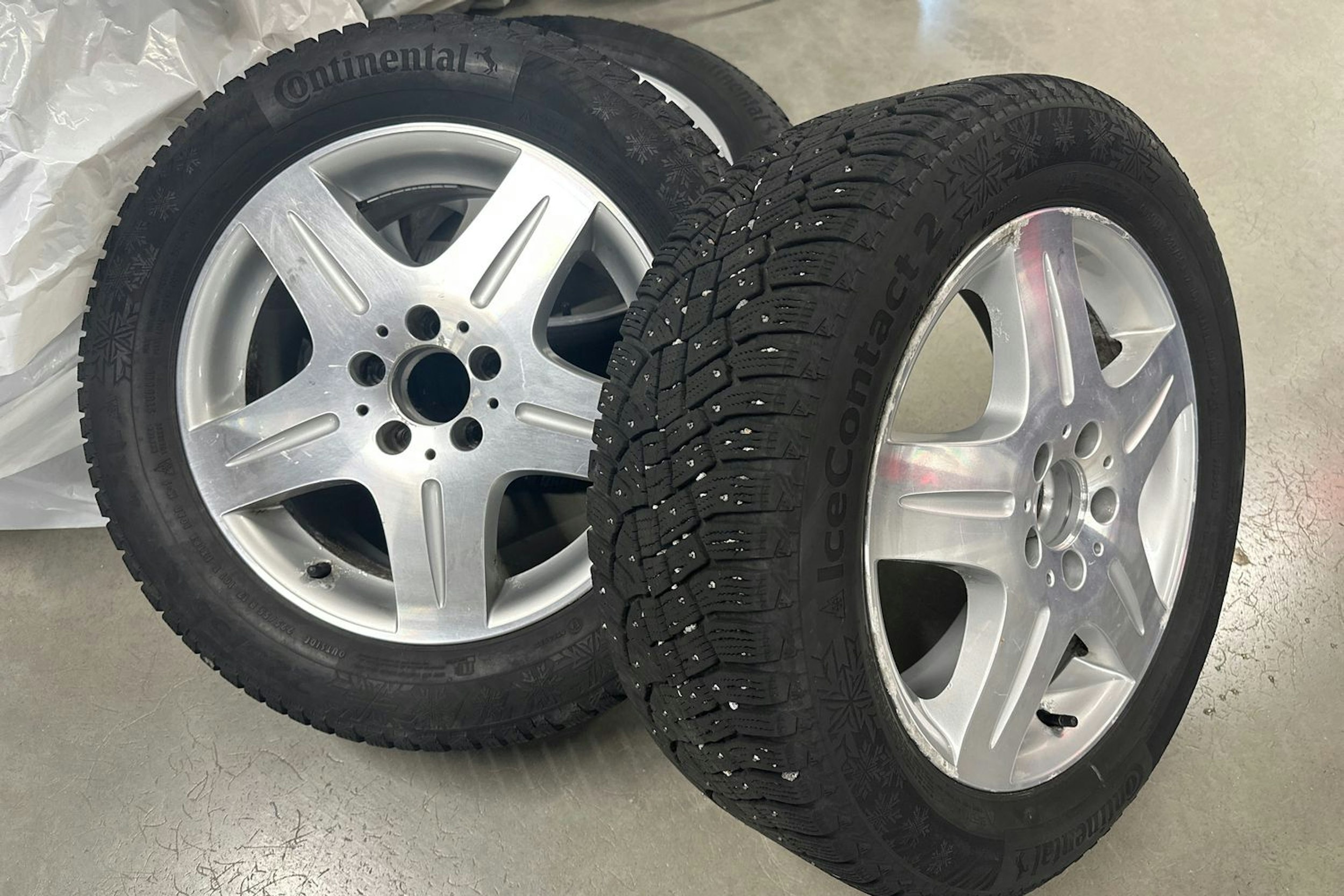 met. harmaa Mercedes-Benz V 2016 kuva 18.