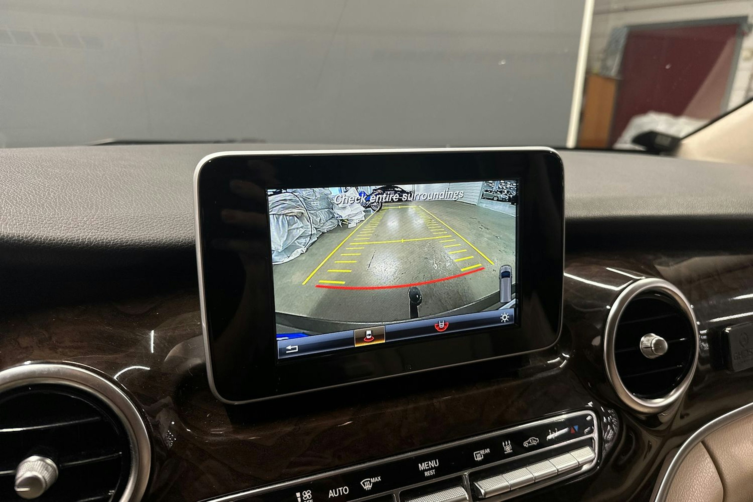 met. harmaa Mercedes-Benz V 2016 kuva 21.
