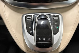 met. harmaa Mercedes-Benz V 2016 kuva 29.