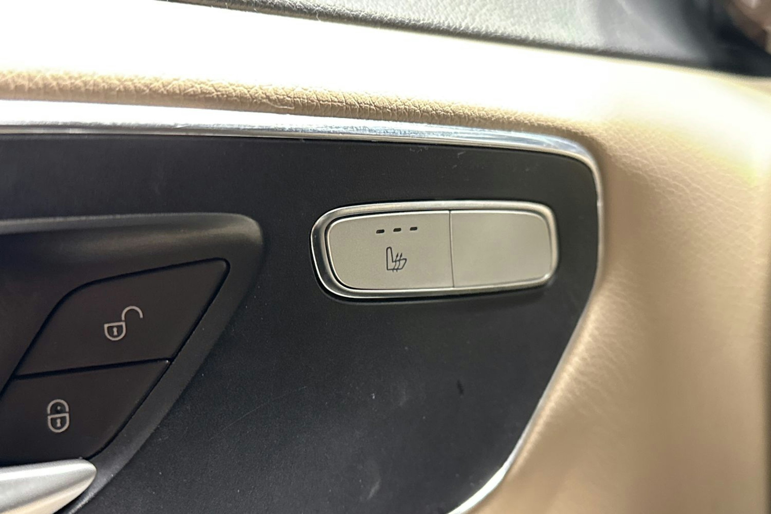 met. harmaa Mercedes-Benz V 2016 kuva 30.