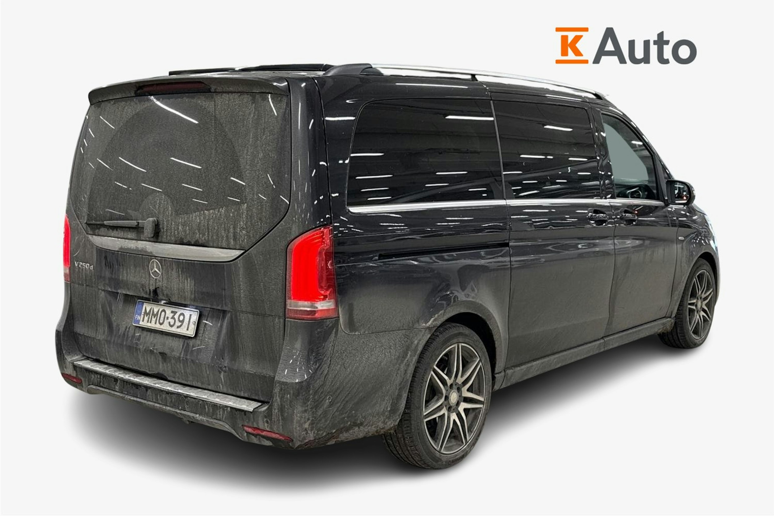 musta Mercedes-Benz V 2016 kuva 2.