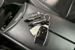 musta Mercedes-Benz V 2016 kuva 30.