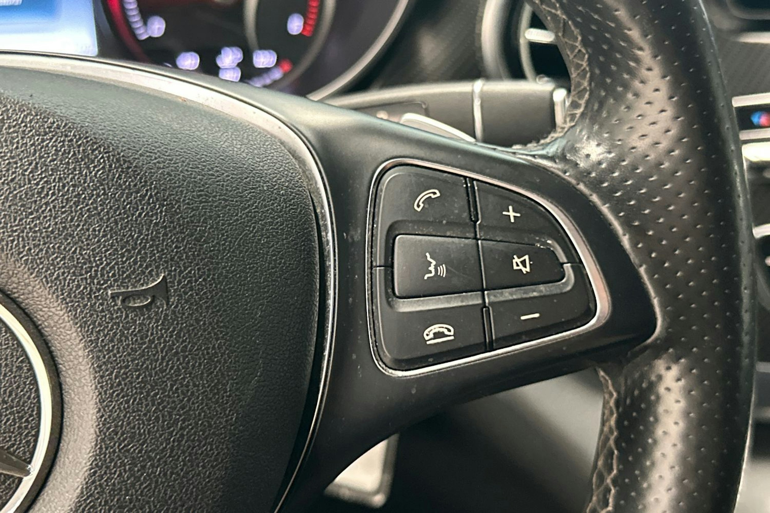 Musta Mercedes-Benz V 2016 kuva 18.
