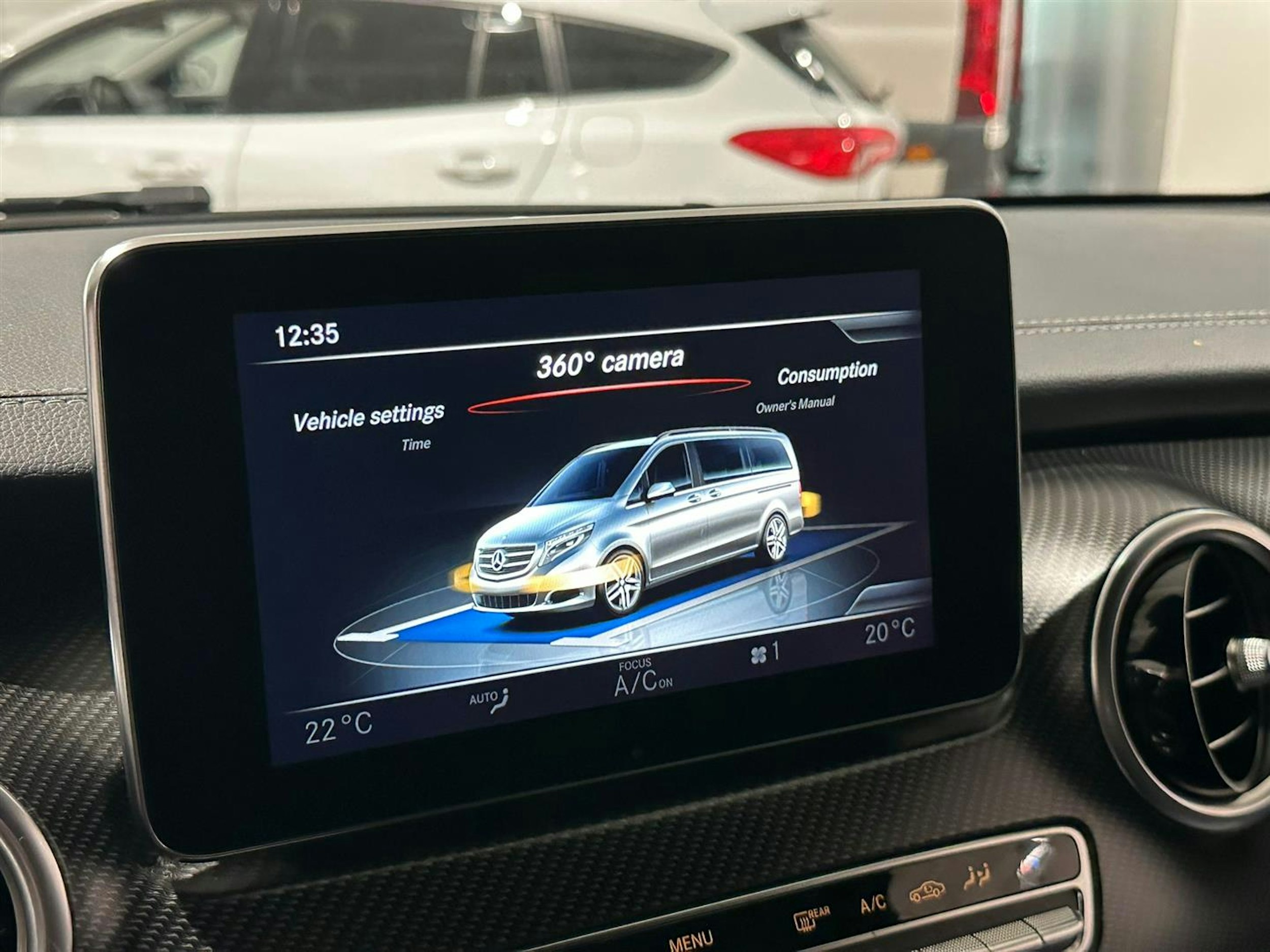 Musta Mercedes-Benz V 2016 kuva 36.