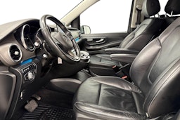 hopea Mercedes-Benz V 2016 kuva 8.