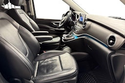 hopea Mercedes-Benz V 2016 kuva 9.