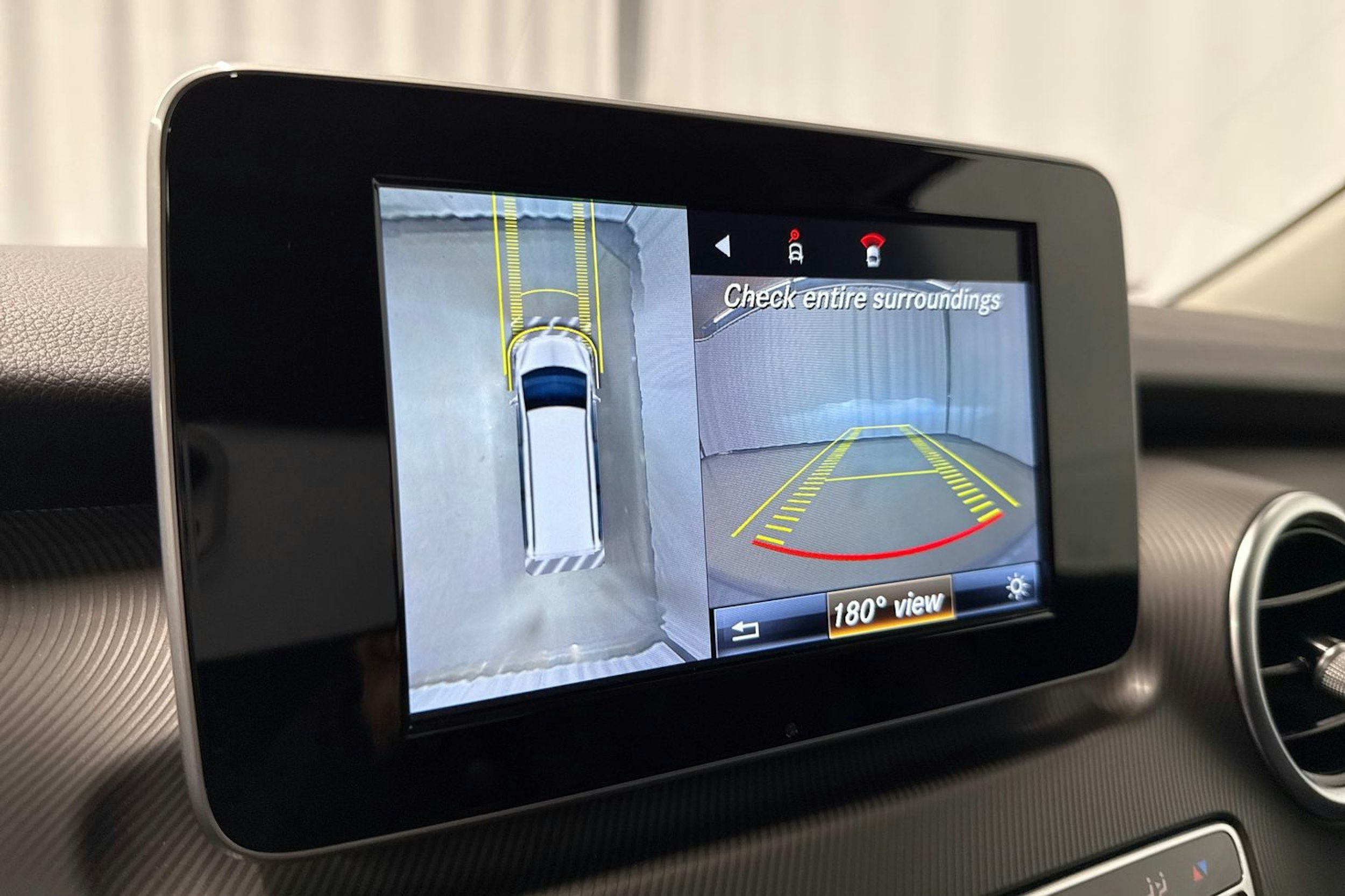 hopea Mercedes-Benz V 2016 kuva 21.