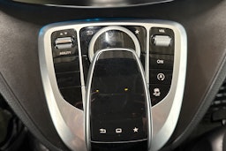 hopea Mercedes-Benz V 2016 kuva 24.