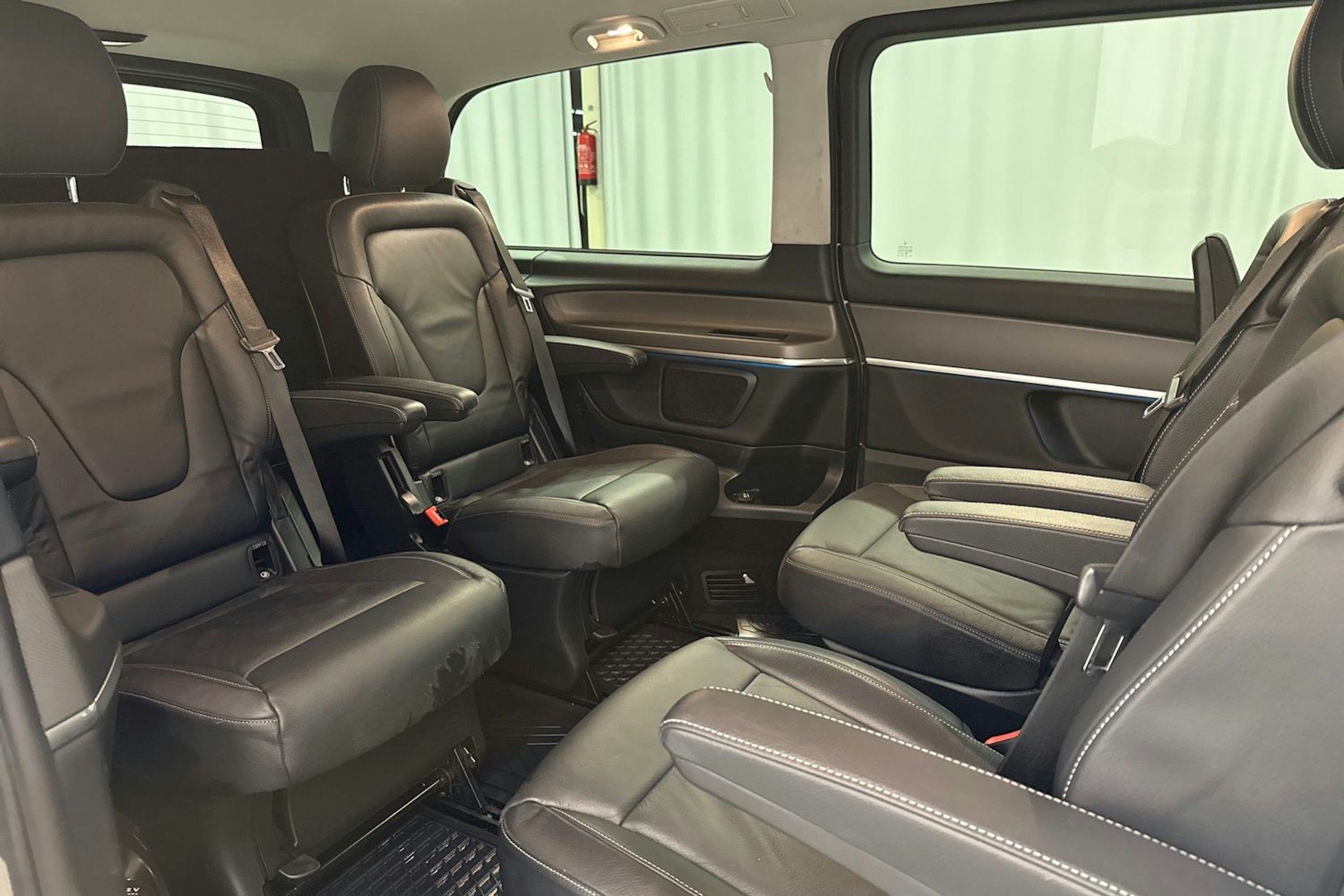 hopea Mercedes-Benz V 2016 kuva 29.